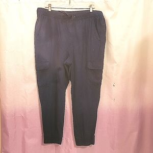 ST JOHN'S BAY XL Blue Jeans.